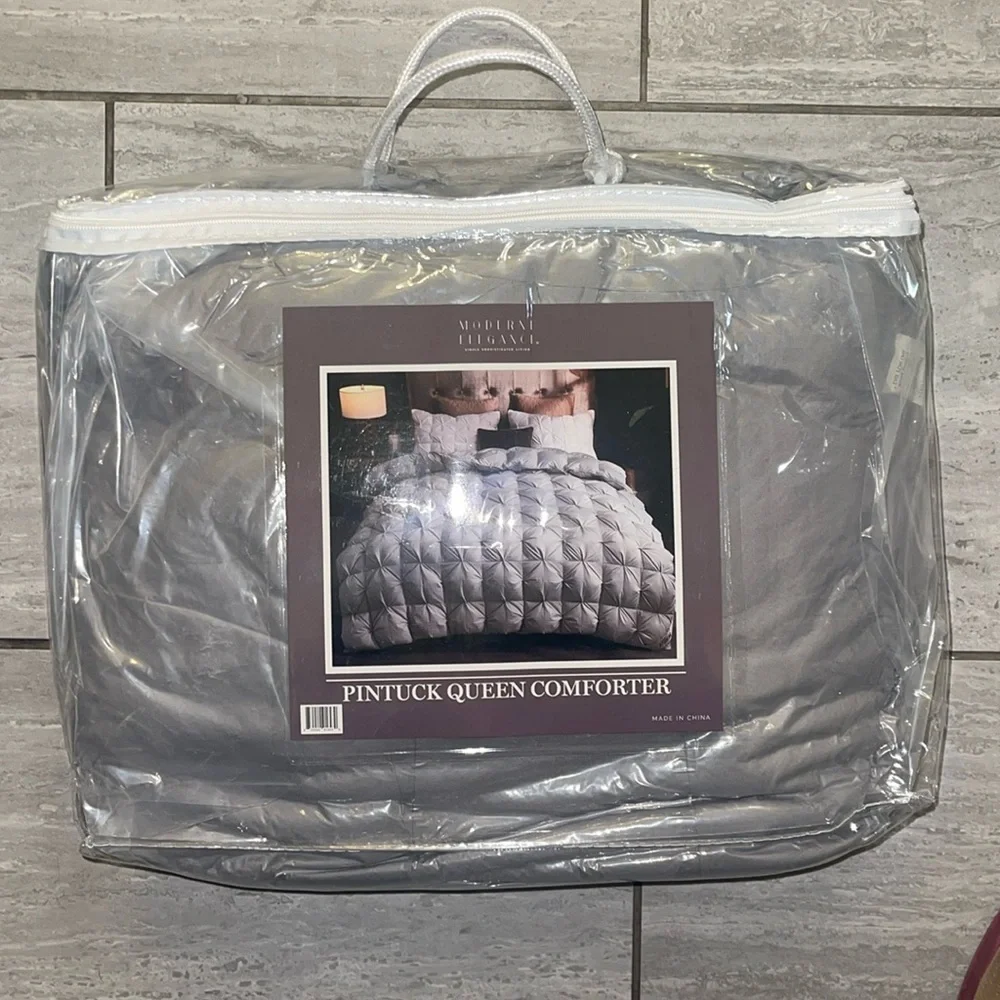 Modern Elegance Pintuck Comforter, Gray, Queen Size